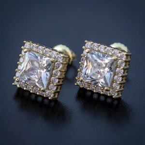 Men’s Square 14k Gold Diamond Stud Earrings
